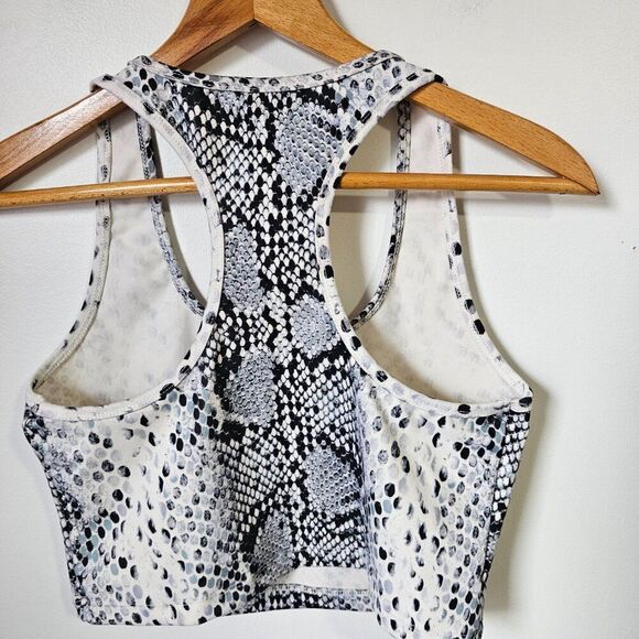 EUC EVOLUTION AND CREATION EVCR SNAKESKIN LIGHT IMPACT ACTIVEWEAR BRA SIZE M - Picture 3 of 6